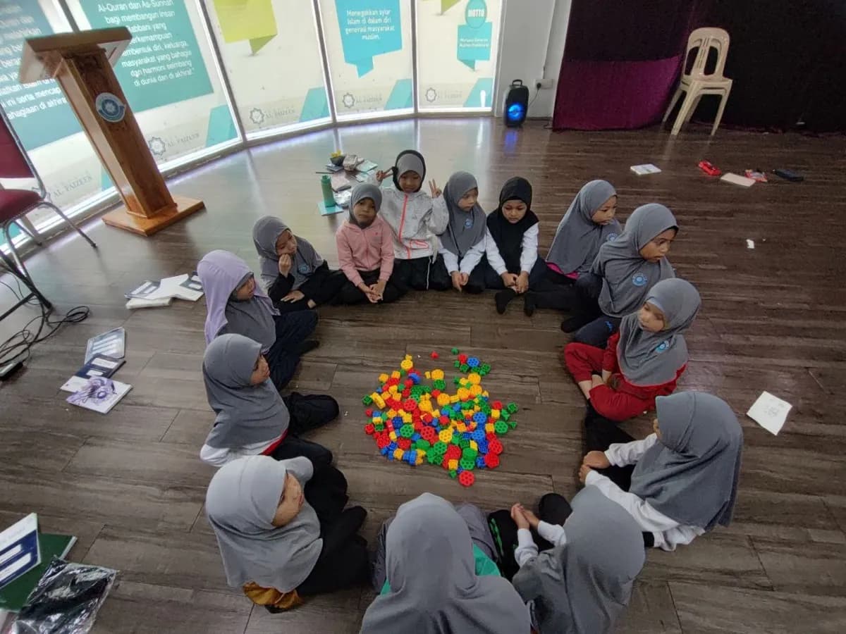 Aktiviti Sekolah